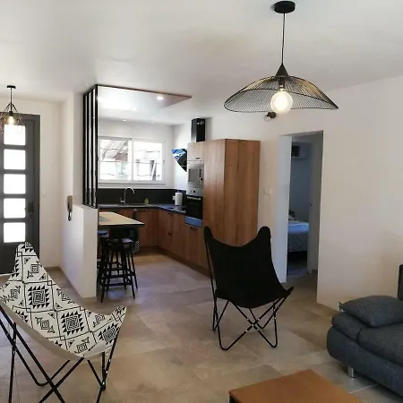 Holiday home Domaine De Paragual Saint-Thibery
